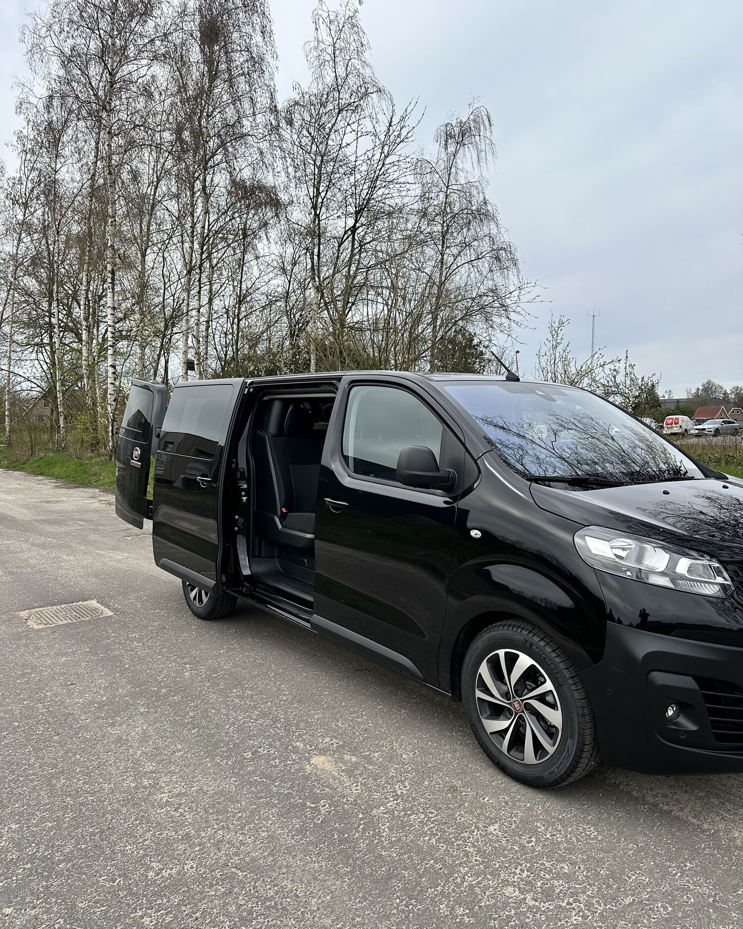Fiat Scudo met dubbele cabine en Tom-Lock Inrichting - Bedrijfswageninrichting met Kreunen BWI
