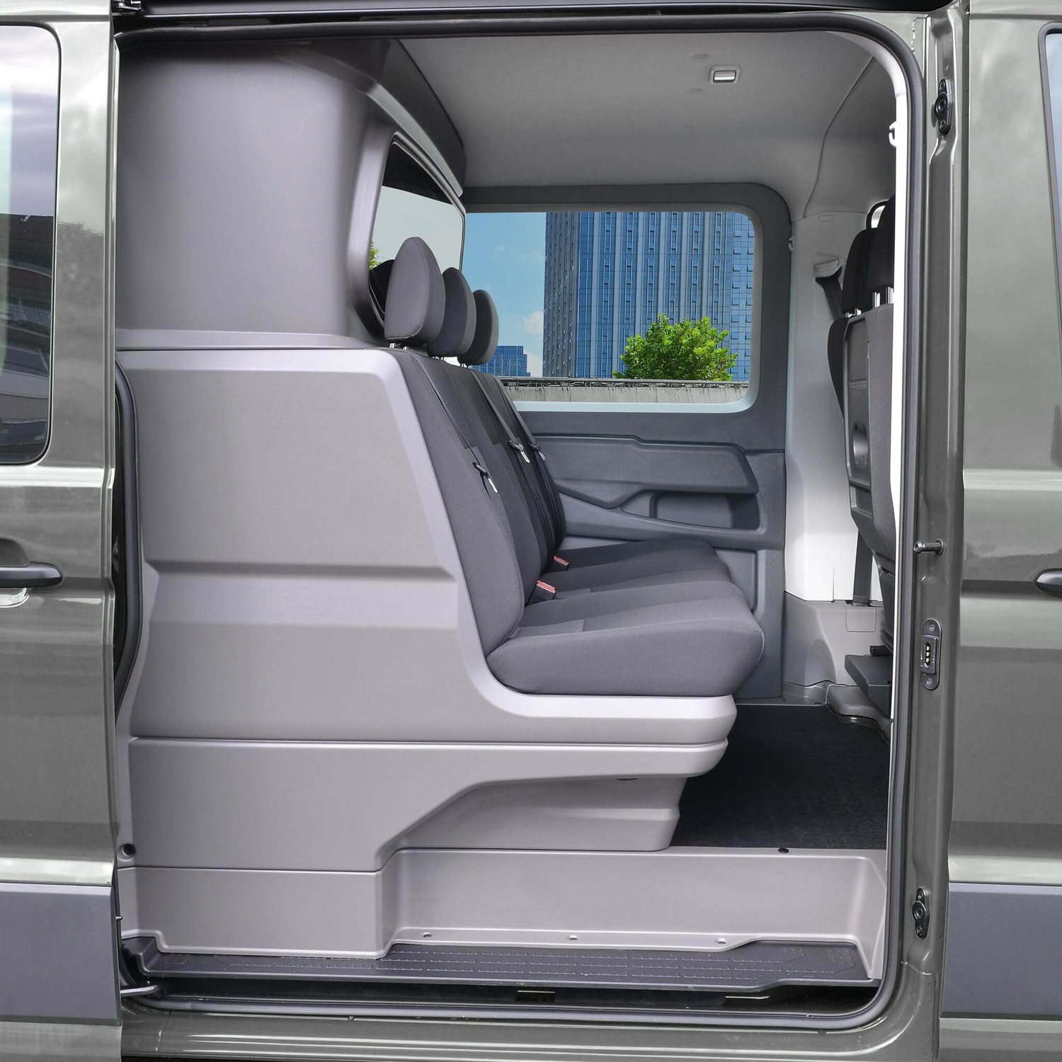 Kreunen BWI: bedrijfswageninrichting dubbele cabines