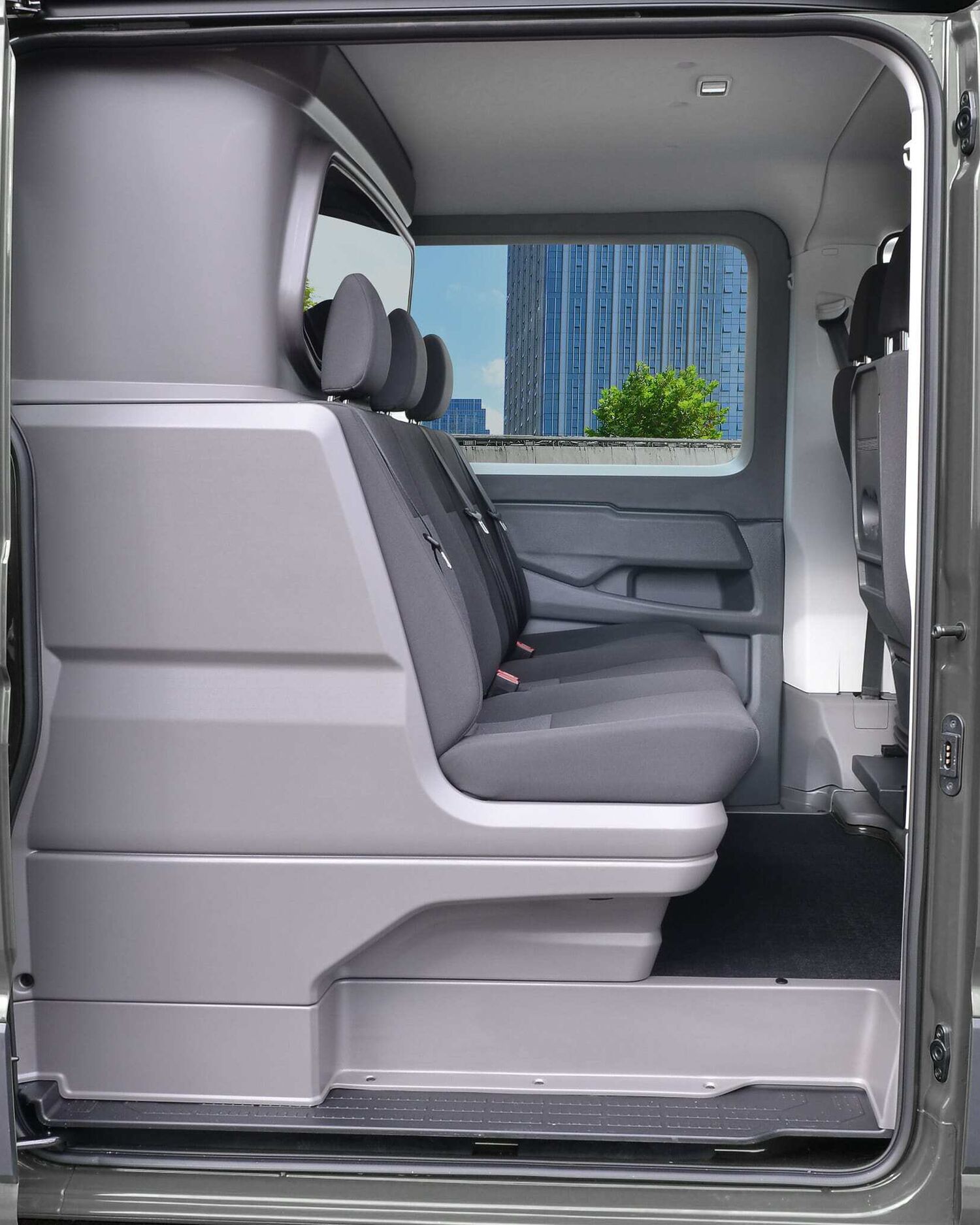 Kreunen BWI: bedrijfswageninrichting dubbele cabines