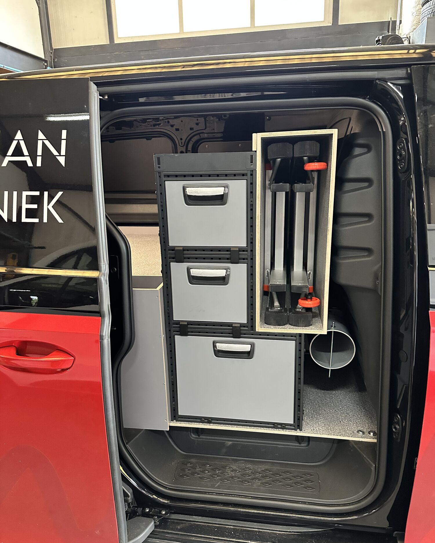 Kreunen BWI: bedrijfswageninrichting, slimme oplossingen