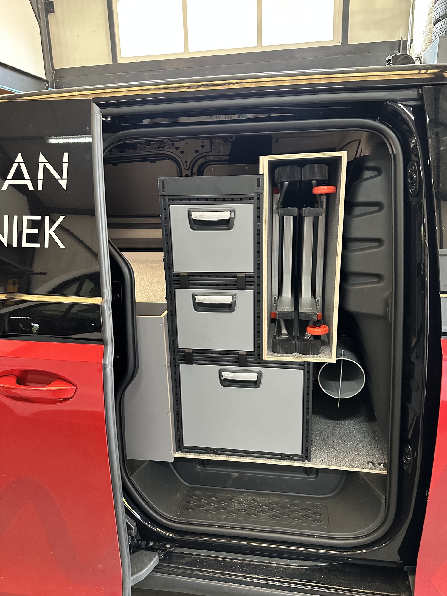 Kreunen BWI: bedrijfswageninrichting, slimme oplossingen