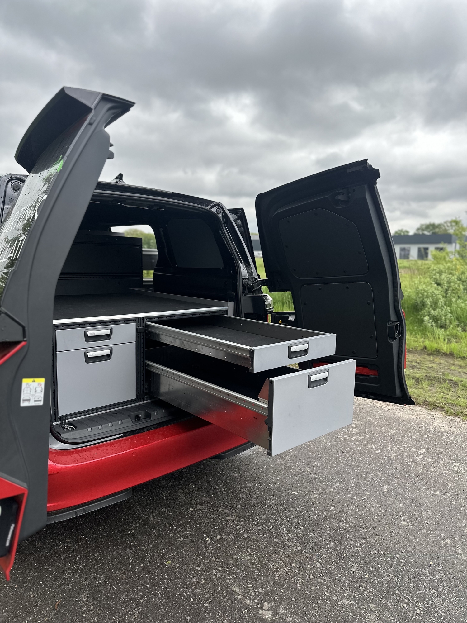 Kreunen BWI: slimme inrichting voor jouw bedrijfsbus