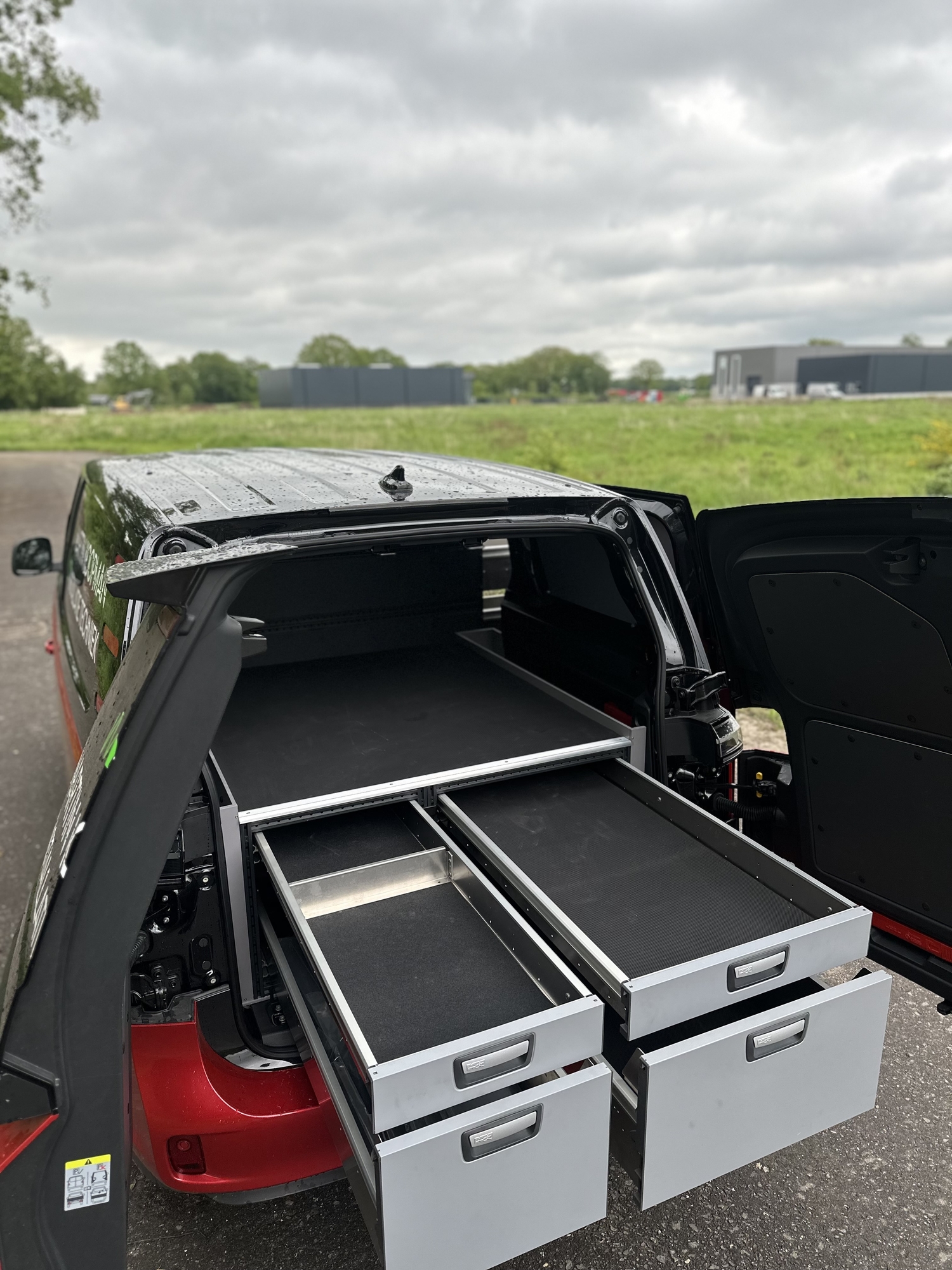 Kreunen BWI: inrichting voor jouw bedrijfsbus