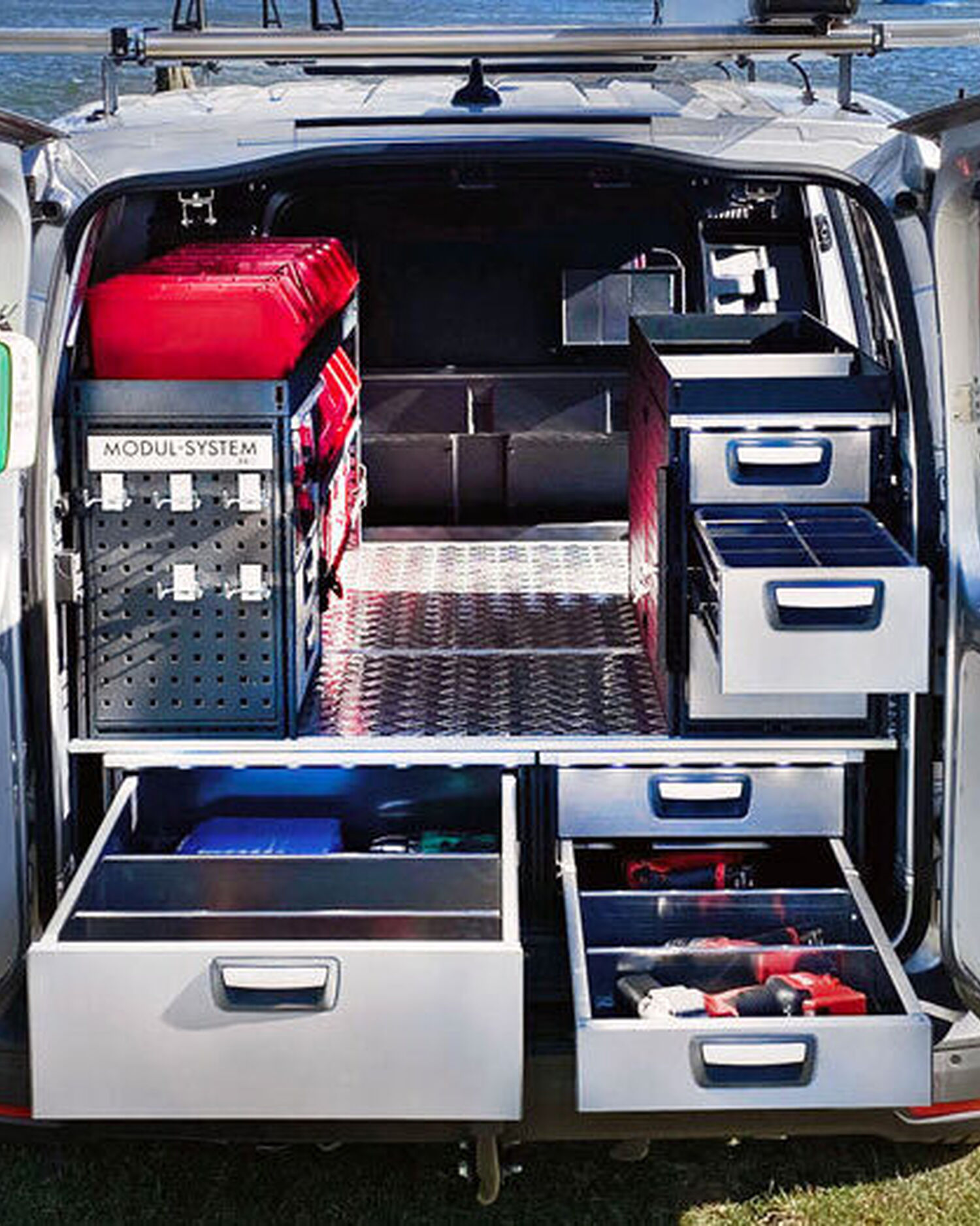 Bedrijfswageninrichting op maat met Kreunen BWI