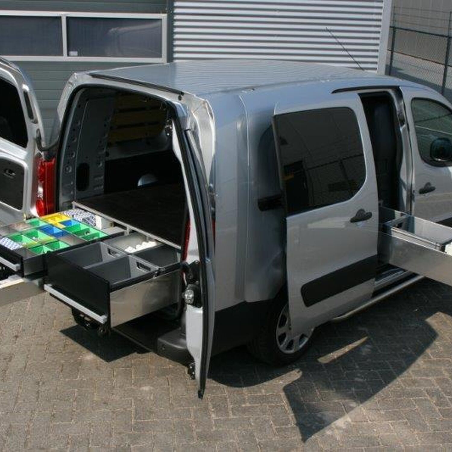 Citroën Berlingo en Peugeot Partner hoogte 2 19