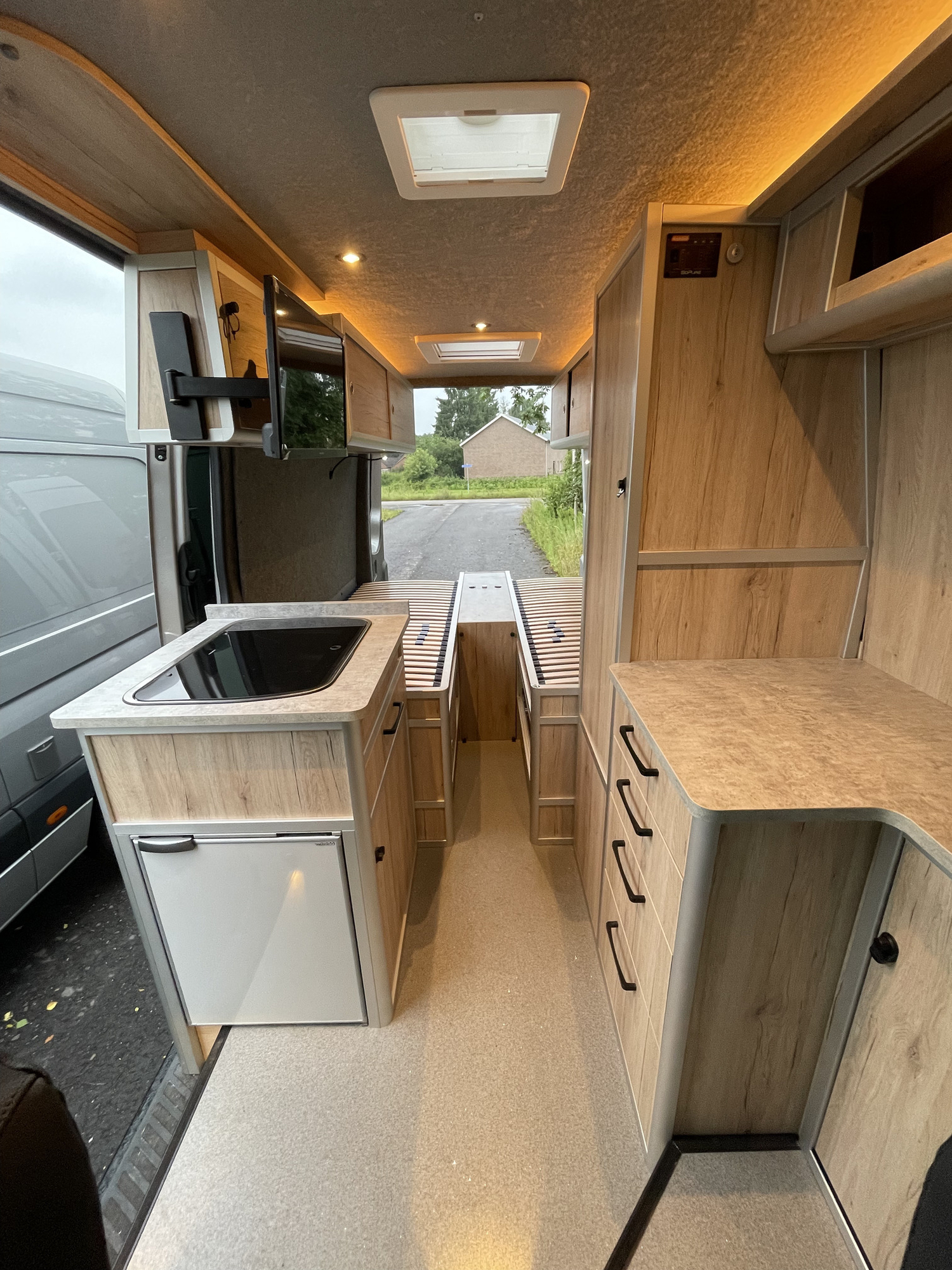 Kreunen BWI: camperbouw