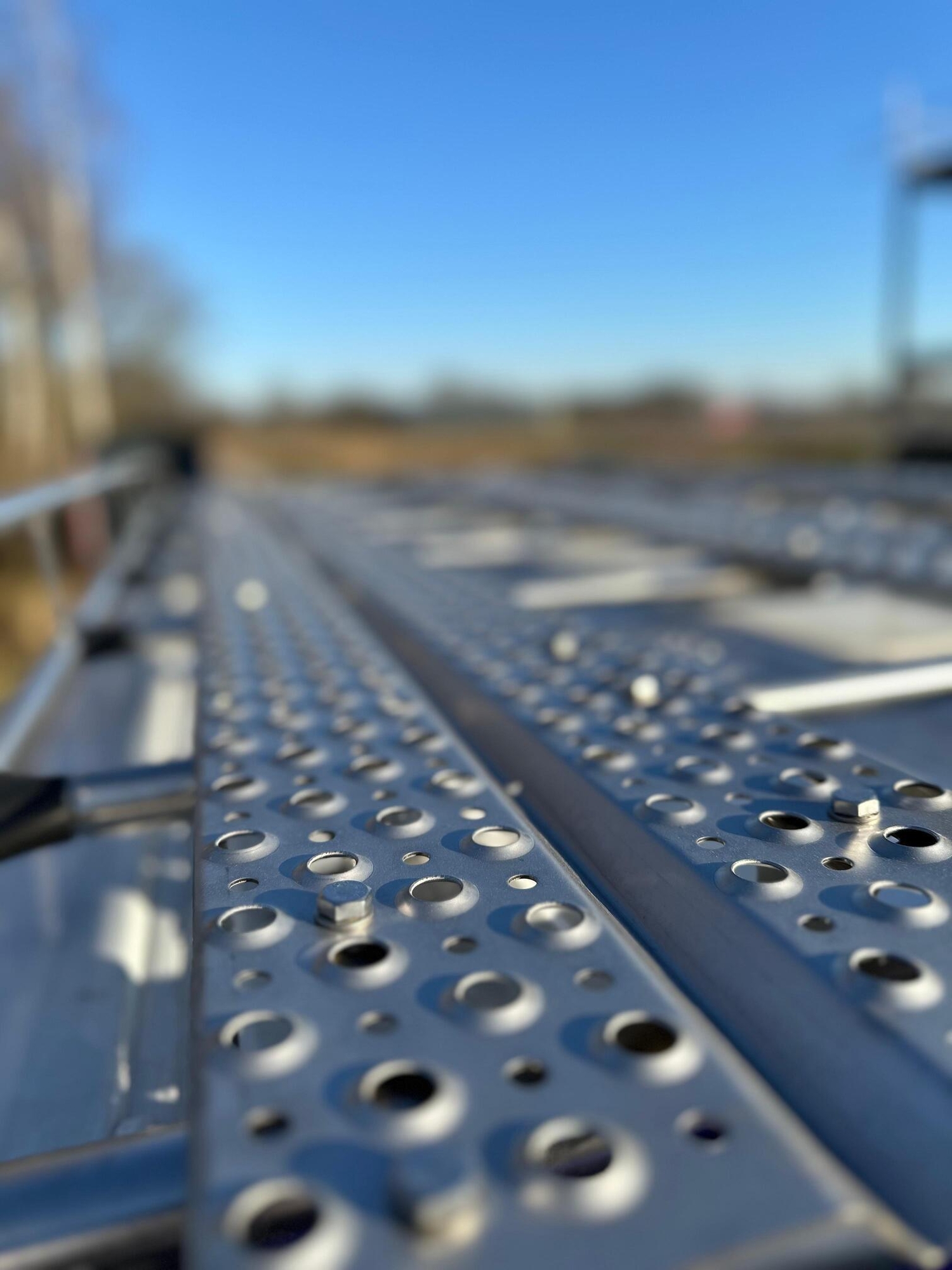 Kreunen BWI: bedrijfswageninrichting met TomLock